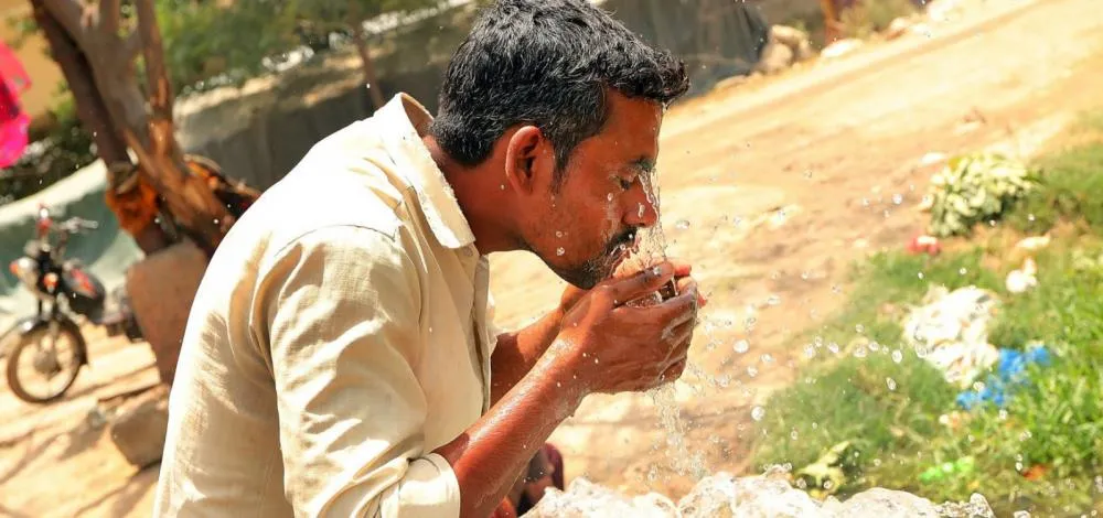 Onda de calor mata ao menos 33 pessoas na índia; o país está passando por um verão extremamente quente