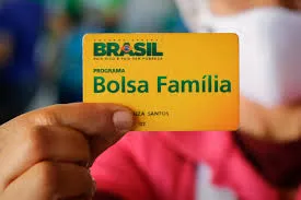Caixa paga beneficiários do Bolsa Família com NIS final 9