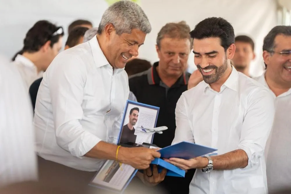 Júnior Marabá e Jerônimo Rodrigues entregam aos Luiseduardenses o Aeroporto Ondumar Ferreira Borges