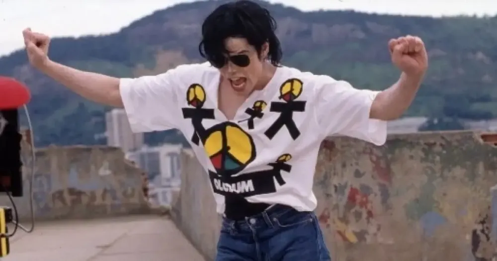 Policial aposentado encontra músicas inéditas de Michael Jackson em depósito na Califórnia