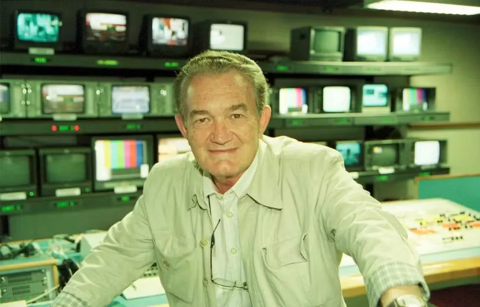 Léo Batista, a 'voz marcante' do jornalismo brasileiro, morre no Rio aos 92 anos