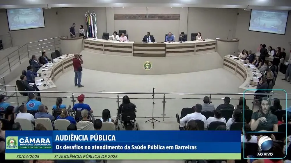 Com o plenário lotado, a Câmara promoveu uma 'audiência histórica' sobre a Saúde de Barreiras