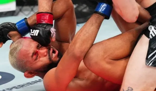 Deiveson Figueiredo deixa o top 5 dos galos após derrota no UFC Des Moines