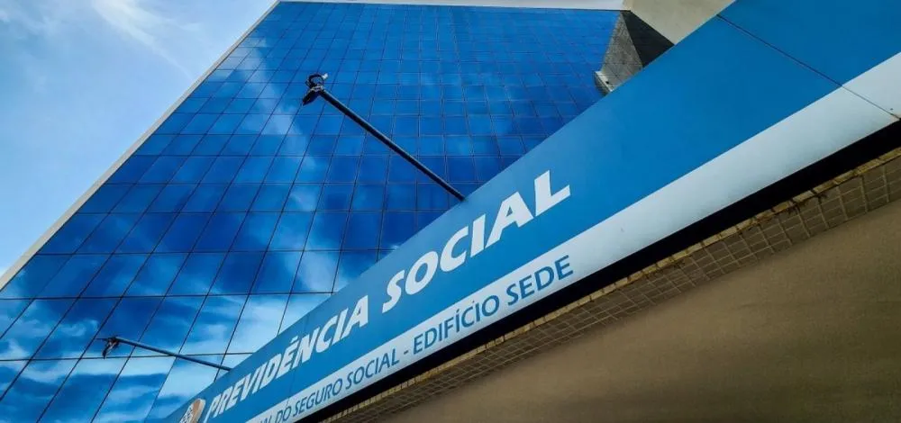 Governo lança sistema para checagem de descontos indevidos em benefícios do INSS