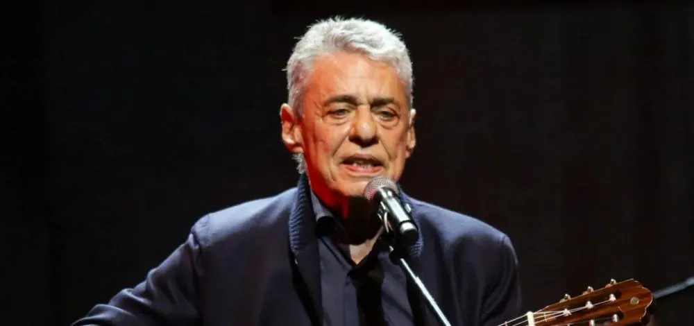 Homem de 64 anos alega ser filho biológico de Chico Buarque