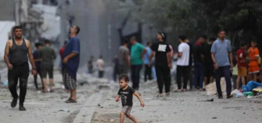 Tragédia em Gaza: 59 mortos em ataque durante busca por ajuda humanitária