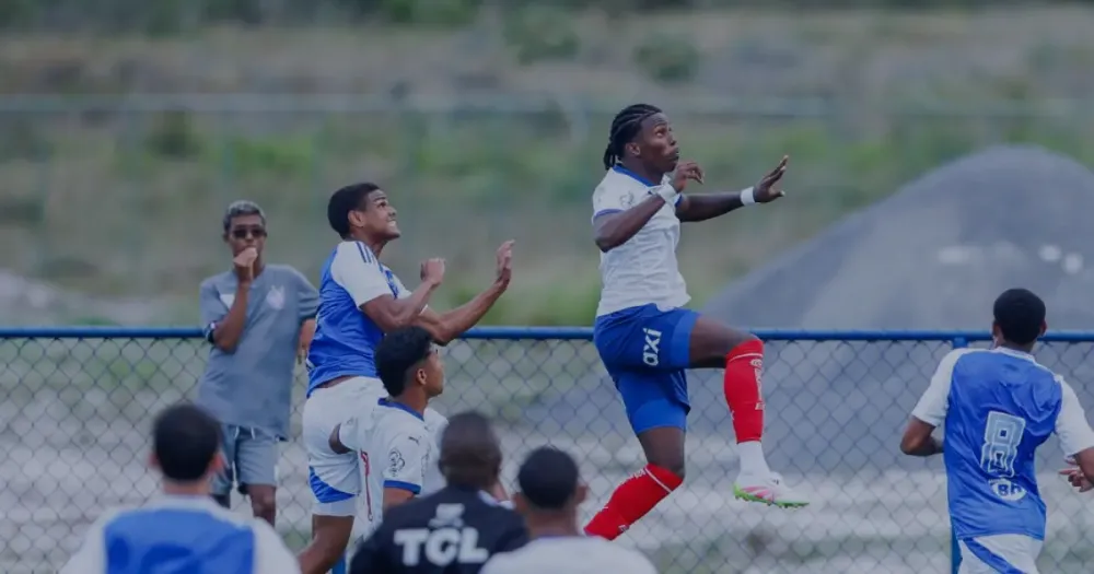 Cruzeiro vence o Bahia por 2 a 0 e complica situação tricolor no Brasileiro Sub-20