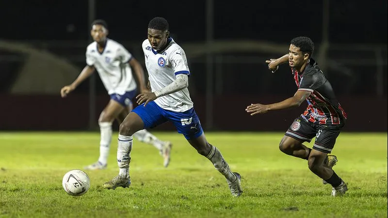 Bahia vacila no Carneirão e se complica na semifinal do Baianão Sub-20