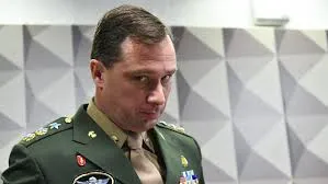 Tenente-coronel Mauro Cid deixa o Exército após pedido de baixa