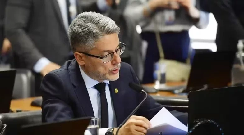 A PEC da Blindagem deverá ser rejeitada no Senado, afirma o relator