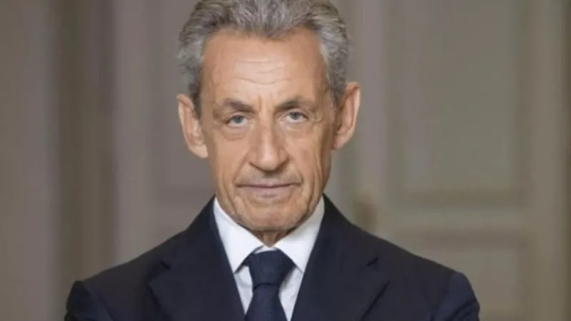 Ex-presidente francês, Nicolas Sarkozy, é condenado por 'crimes eleitorais' ocorridos em 2007