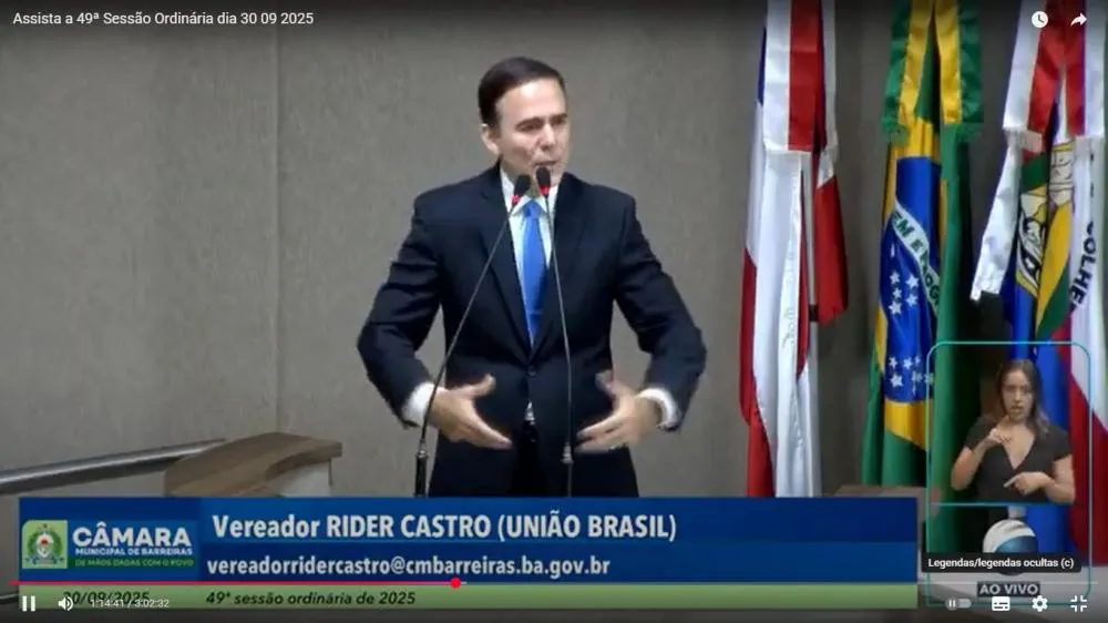 “Pontos de ônibus de Barreiras já foram até peça de propaganda eleitoral” — E os moradores continuam sofrendo sob sol e chuva