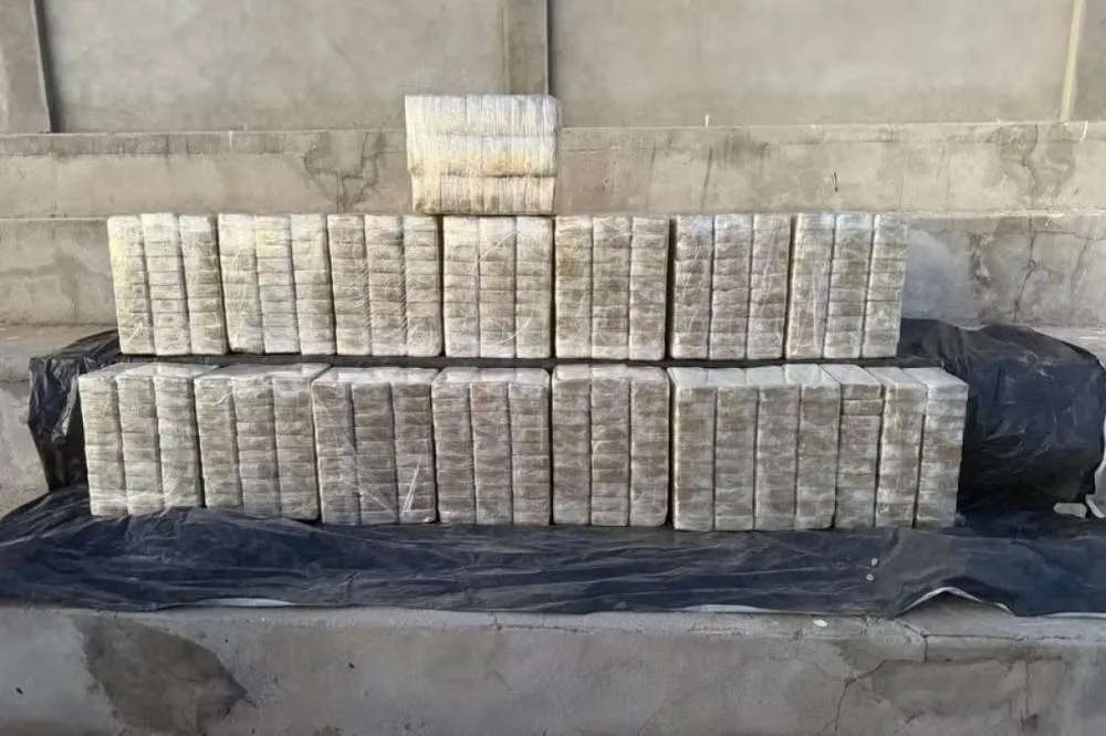 Suspeito de transportar 500 kg de cocaína morre em confronto com a polícia em Xique-Xique