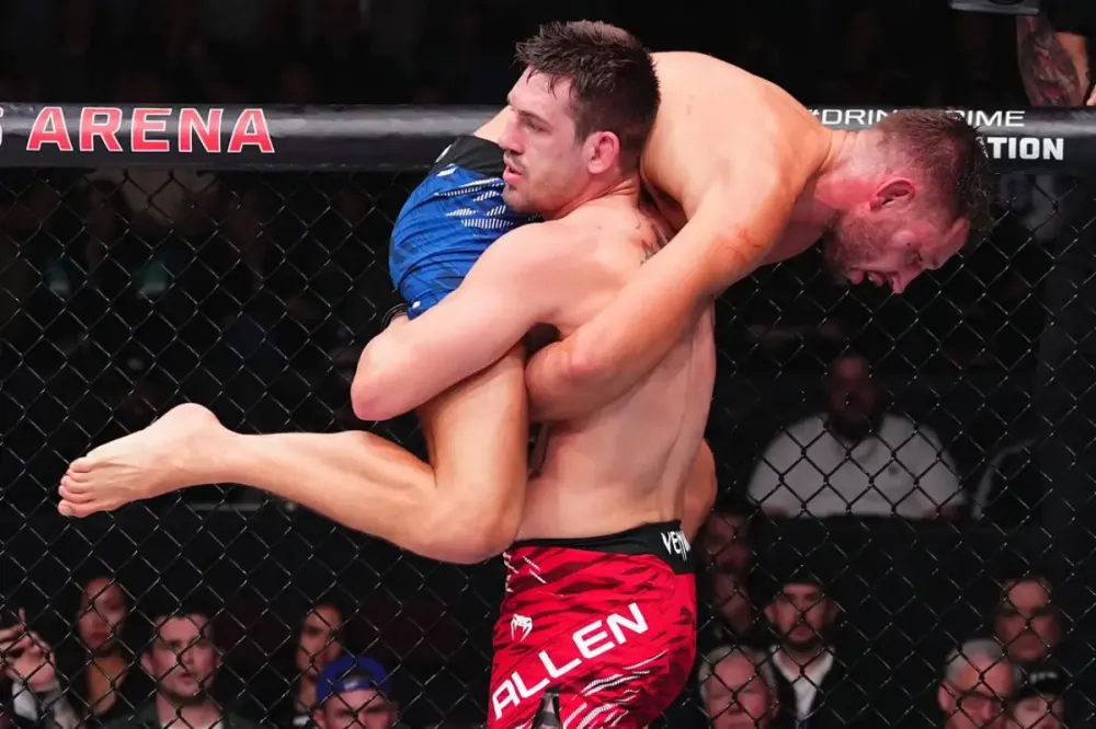 Brendan Allen assume luta principal no UFC Fight Night 262 e vence Reinier de Ridder no quarto round