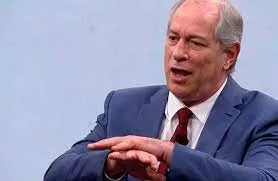 PSDB tenta se reerguer com Ciro Gomes e aposta em caciques para 2026