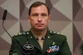 Defesa de Mauro Cid pede ao STF a extinção da pena após mais de dois anos sob restrições