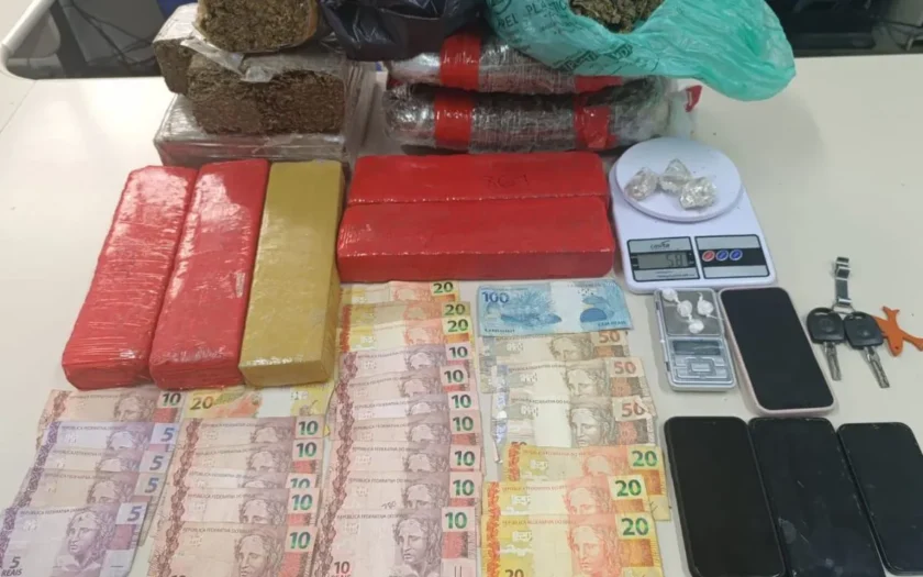 Polícia Militar apreendeu mais de 10 kg de drogas e prendeu casal em Guanambi