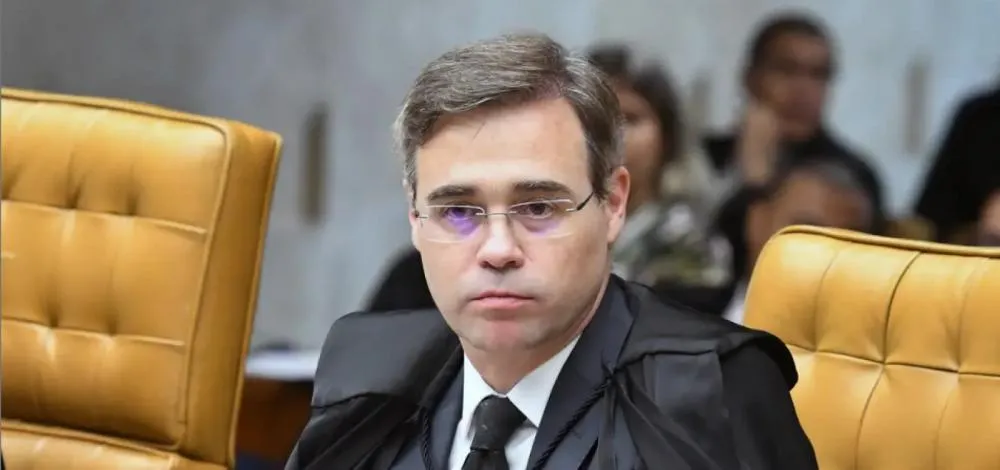 Ministro André Mendonça vota pela cassação do governador de Roraima por abuso de poder nas eleições