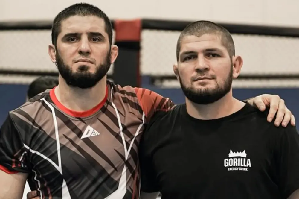 Islam Makhachev exalta a amizade com Khabib e garante lealdade: “Se ele dissesse para eu parar, eu obedeceria”-