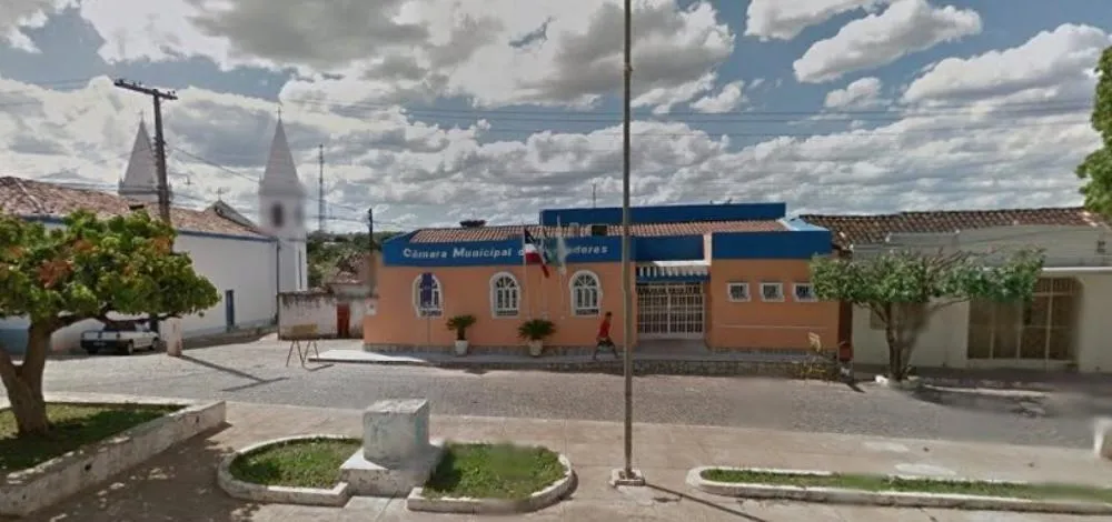 TCM-BA aponta irregularidades na Câmara de Correntina e aciona o Ministério Público por improbidade
