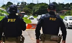 Acidentes em rodovias federais caem 25% durante o Natal, aponta a PRF