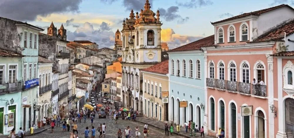 Pelourinho recebe programação cultural gratuita neste domingo com grandes nomes da música baiana
