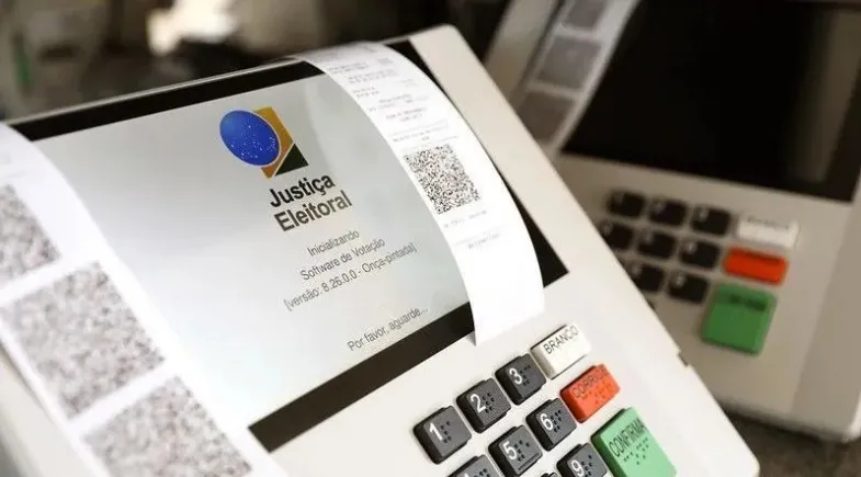 MPE propõe multas de até R$ 30 mil por uso de IA para desinformação nas eleições de 2026