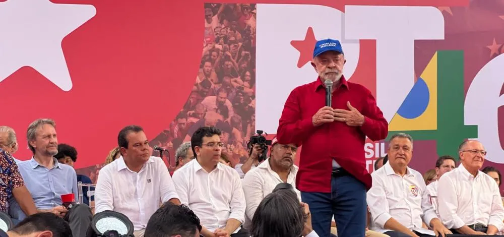 “Preparem-se para a guerra”, diz Lula à militância do PT em Salvador