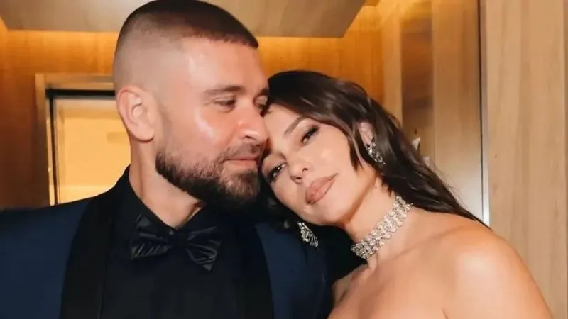 Paolla Oliveira fala sobre fim do relacionamento com Diogo Nogueira na Sapucaí