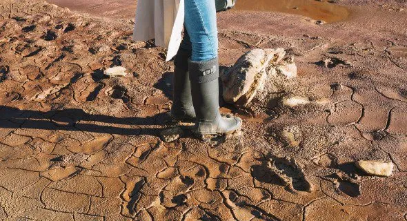 Agricultor no sertão do Ceará pode ter encontrado petróleo ao buscar água
