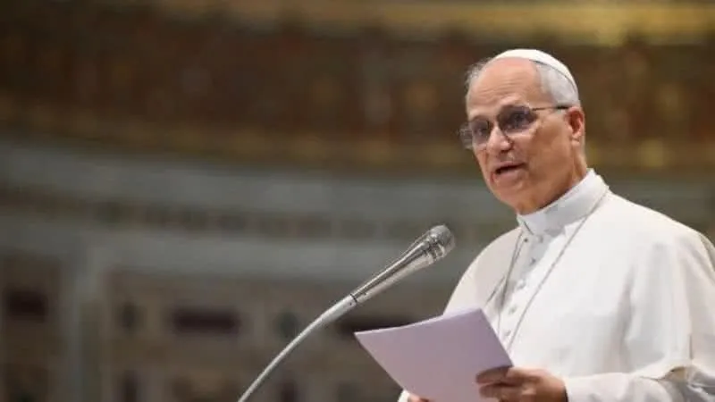 Papa Leão XIV pede fim da “espiral de violência” após ataques dos Estados Unidos e Israel ao Irã