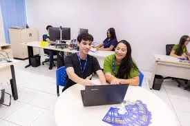 IEL abre mais de 600 vagas de estágio em Salvador e outras 22 cidades da Bahia