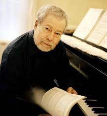 Morre Nelson Freire, maior pianista brasileiro, aos 77 anos