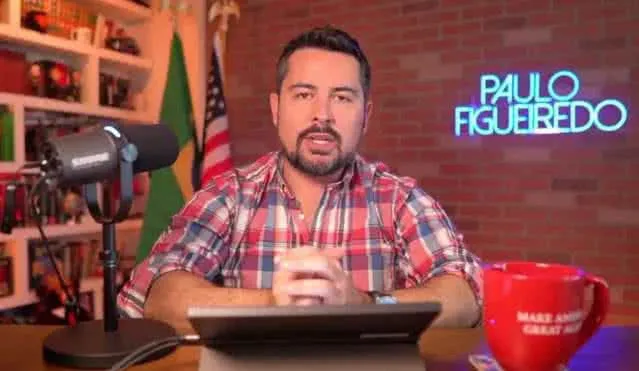 Jornalista Paulo Figueiredo tece críticas a Moraes ignora a realidade jurídica da prisão domiciliar de Bolsonaro