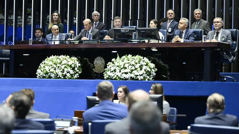 Senado aprova projeto que inclui violência vicária na Lei Maria da Penha