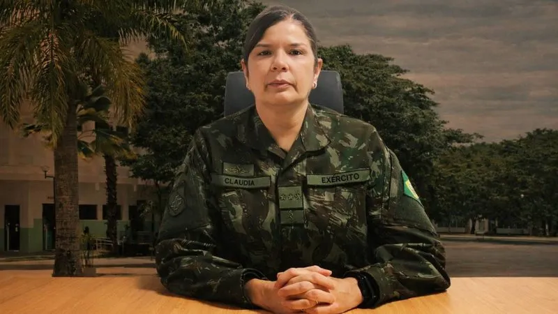 Claudia Gusmão se torna a primeira mulher general do Exército Brasileiro
