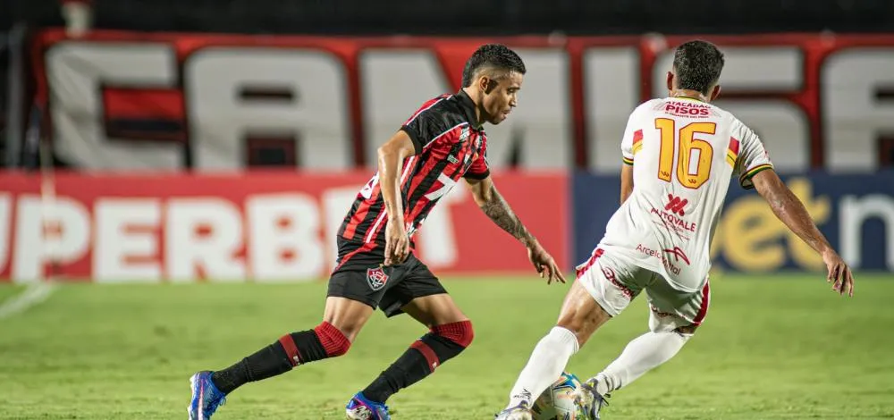 CBF altera horário de Vitória x Coritiba pela 14ª rodada do Brasileirão