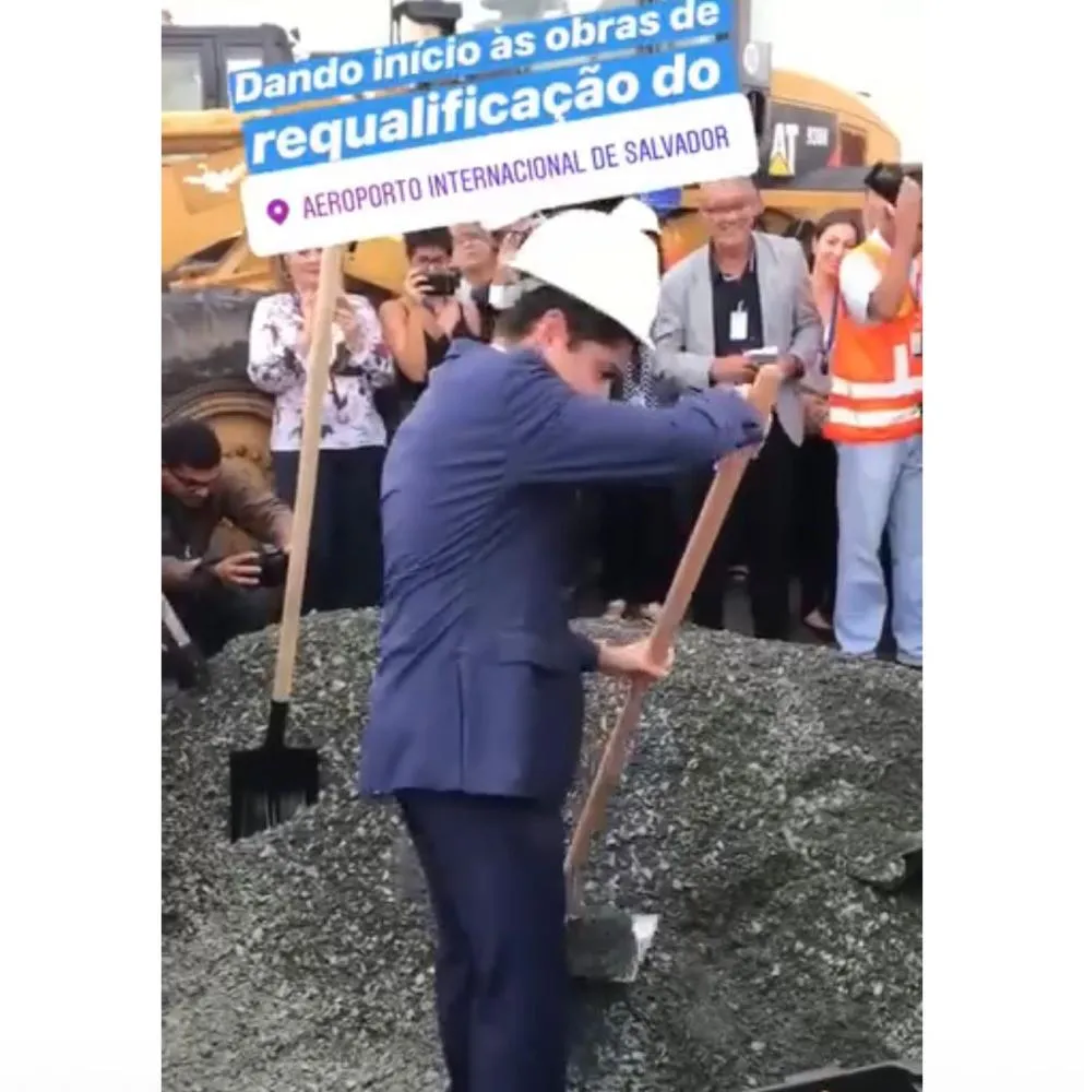 Deputado diz que ACM Neto não sabe pegar numa pá mas se mete a dar palpite sobre pavimentação