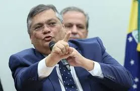 STF: Flávio Dino vota pela inconstitucionalidade de lei de SC que proíbe cotas em universidades