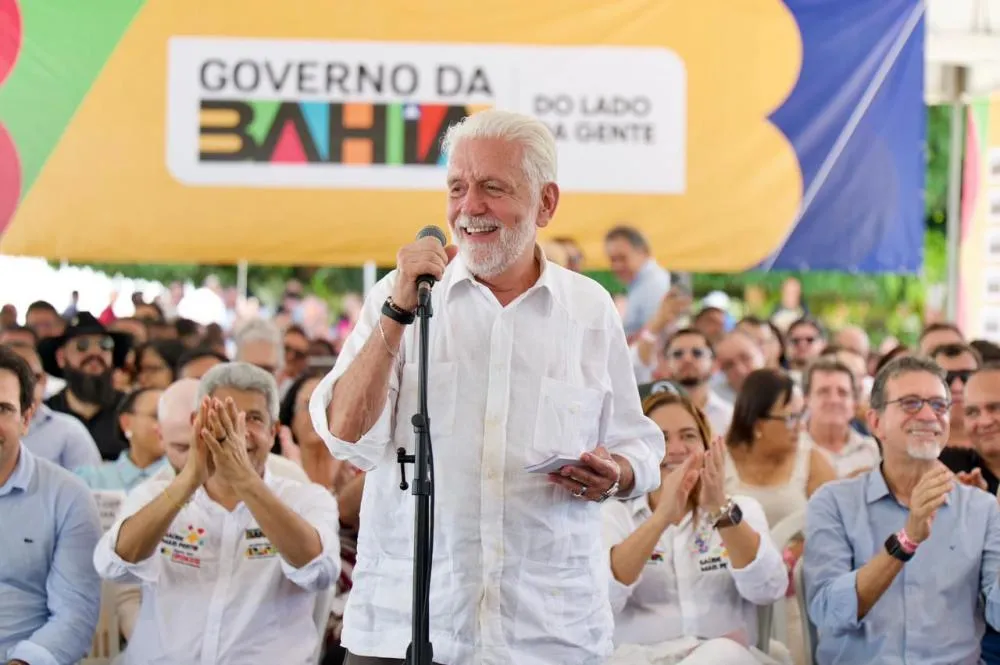 PT entrega o 34⁰ hospital na Bahia e Wagner desafia a oposição a comparar as realizações