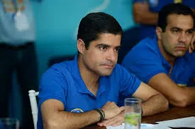 Entre críticas e lembranças: ACM Neto dispara contra governo da Bahia — mas esquece o retrovisor