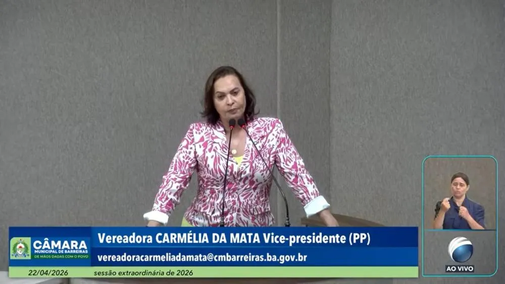 Vereadora Carmélia da Mata critica o histórico do tratamento deferido aos servidores públicos e destaca o reajuste salarial em Barreiras
