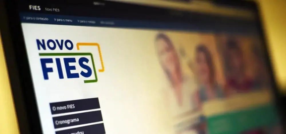 Governo inclui Fies no 'Desenrola' e autoriza o uso do FGTS para quitar dívidas estudantis