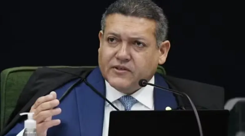 Nunes Marques será relator de revisão criminal apresentada por Bolsonaro no STF