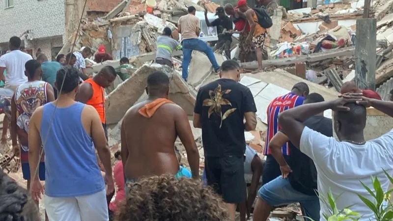 Prédio desaba no bairro de Luís Anselmo e assusta moradores em Salvador