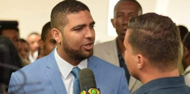 Morre o deputado estadual João Isidório, filho do Pastor Isidório, após se afogar em praia de Madre de Deus