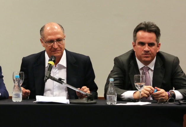 Relator do Orçamento e Alckmin defendem “PEC de Transição” para garantir auxílio de R$ 600
