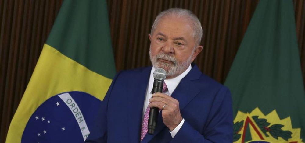 Lula volta a criticar taxa de juros: 