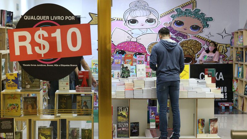 Mais de 1,3 milhão de empresas foram abertas de janeiro a abril no Brasil