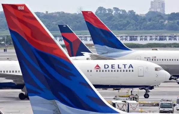 Homem morre ao ser sugado por turbina de avião no Texas